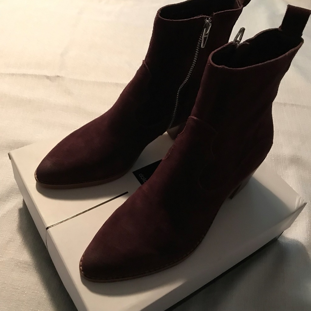 Boots Velvet Burgundy NIB